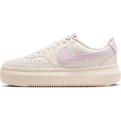 Afbeelding van Nike Court Vision Alta LTR Sneakers Dames Beige 38