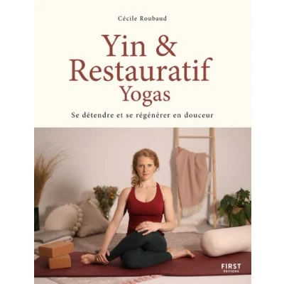 Image de Yin et restauratif Yogas se détendre régénérer en douceur