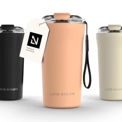 Afbeelding van LARS NYSØM &#039;Rørelse&#039; Thermo Coffee Mug to go 500ml BPA vrij Met Isolatie Draagriem &amp; Tritan Deksel Creamy Peach