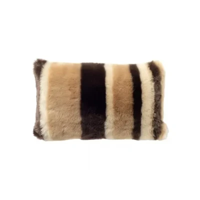 Afbeelding van Dutch Decor CLEO Sierkussen 30x50 cm fluffy kussen met strepen Chocolate Martini bruin