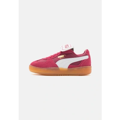 Afbeelding van Puma Palermo MODA Tongue Sneakers laag, Dames, Maat: 40.5, Port/white Leer en textiel