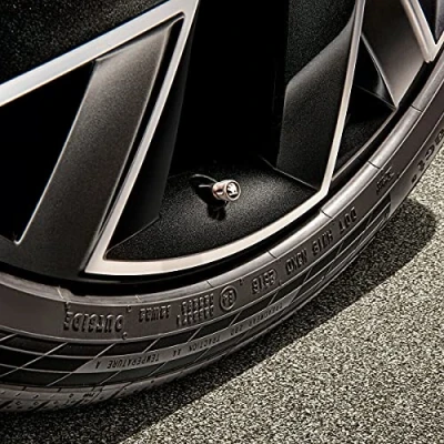 Afbeelding van Skoda 000071215C Ventilkappen set met logo originele kappen ventile banden