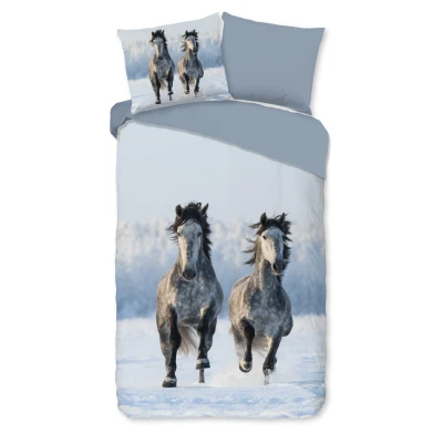 Afbeelding van Good Morning Dekbedovertrek &quot;paarden in de sneeuw&quot; Grijs (140x200/220 cm) Katoen Flanel