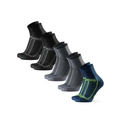 Afbeelding van DANISH ENDURANCE Hardloopsokken, lange afstand, anti blaren, ondersteuning van de voetboog, heren en dames, 5 stuks, MC (2 x zwart/grijs, 2 grijs/zwart, 1 blauw/geel)