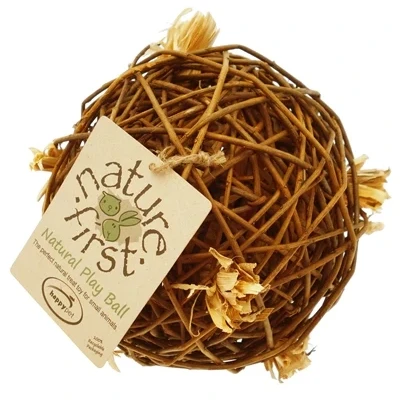 Afbeelding van Nature First Happy Pet Speelbal Wilg 17X17X17 CM (57269)