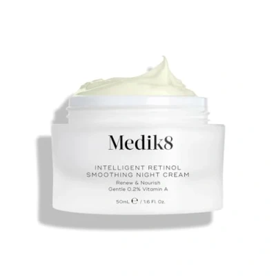 Image de Medik8 Intelligent Retinol Smoothing Crème de nuit 50 ml