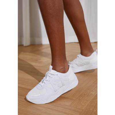 Afbeelding van Armani Exchange Sneakers laag, Dames, Maat: 36, White Kunststof