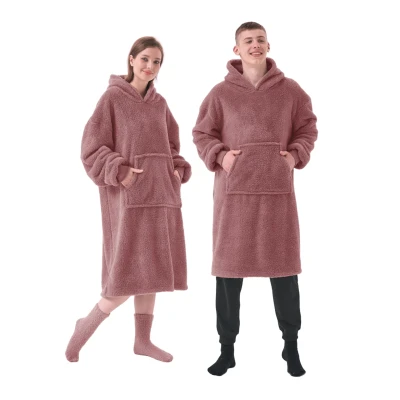 Afbeelding van Dutch decor TEDDY Oversized Hoodie 70x110 cm &amp; deken in één extra grote trui met capuchon Desert Sand