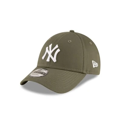 Image de New Era York Yankees 9forty Adjustable Cap League Essentials Olive Med One Size