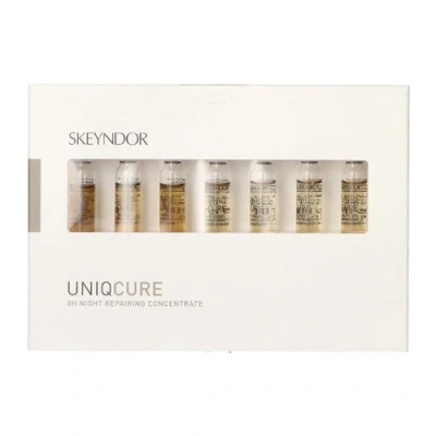 Image de Skeyndor Uniqcure 8h Night Repairing Concentrate Coffret