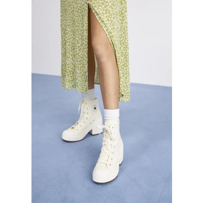 Afbeelding van Converse Chuck 70 DE LUXE HEEL Sneakers hoog, Dames, Maat: 36, Off white Textiel