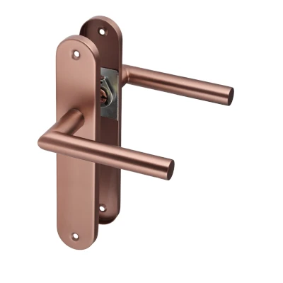 Afbeelding van Ronde Mat Koperen Deurklink op Schild 225 mm Ferrano Ostiumhome