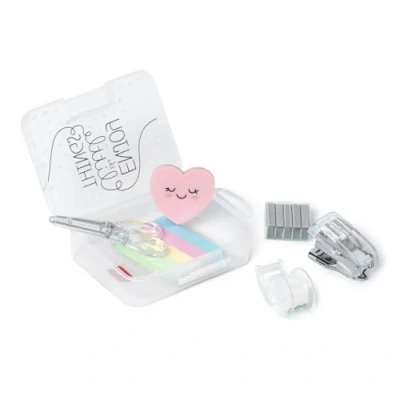 Afbeelding van Legami mini schrijfwarenset, 6,7 x 10,5 cm, set bevat 6 accessoires in formaat: schaar, markeerstift, markering, plakband met dispenser, nietmachine en metalen stippen