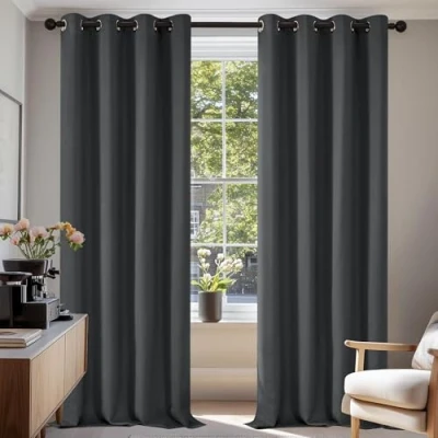 Afbeelding van Deconovo Warmte isolerende verduisteringsgordijnen, modern design met oogjes, gordijnen voor woonkamer en slaapkamer, 140 x 220 cm (breedte hoogte), donkergrijs, 2 stuks