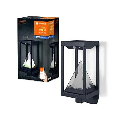 Afbeelding van LEDVANCE SMART+ outdoor Bluetooth solar wandlamp, met warm wit (3000K) en gekleurd licht, bruikbaar zonder stroom, tot 2,5 uur brandduur bij 100% oplaadbaar USB C kabel IP44 sensor