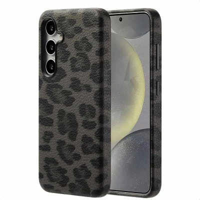 Afbeelding van Selencia Hoesje geschikt voor Samsung Galaxy S24 Sabi Backcover panterprint MagSafe Midnight Black
