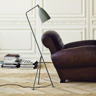 Afbeelding van Gubi Grossman Grasshopper Vloerlamp 125,5 X Ø43,5 Cm Grijs