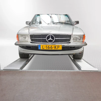 Afbeelding van Aluminium oprijplaat auto 300 cm 2.4 ton (2 stuks)