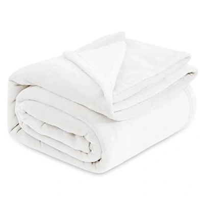 Afbeelding van Bedsure Fleecedeken, 220 x 240 cm, voor tweepersoonsbed, wit, plaid, bankdeken, grote maat, flanel, zacht en warm