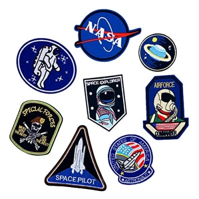 Afbeelding van Opstrijkbare patches om op te naaien of strijken, motief: astronaut en vlag, verschillende maten voor jeans, jassen, kleding enz.