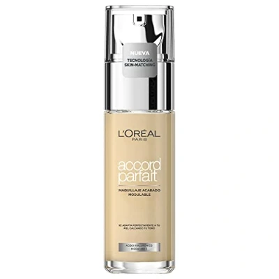 Afbeelding van L’Oréal Paris Accord Parfait Foundation 1D/W Natuurlijk Dekkende met Hyaluronzuur en SPF 16 30 ml