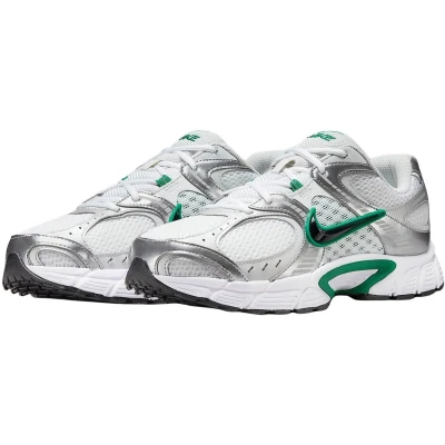 Afbeelding van Nike v5 rnr in de kleur wit.