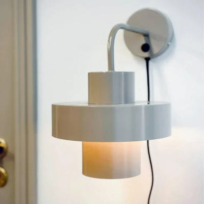 Afbeelding van Dyberg Larsen wandlamp Stoke, grijs, Ø 20 cm, metaal