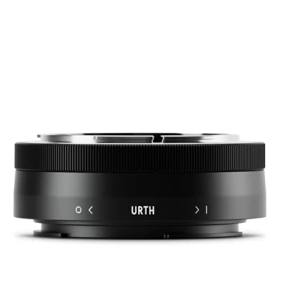 Afbeelding van Urth Lens Mount Adapter: Compatible with Canon FD to RF Camera Body