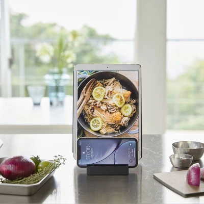 Afbeelding van Yamazaki Tablet stand Tower Black