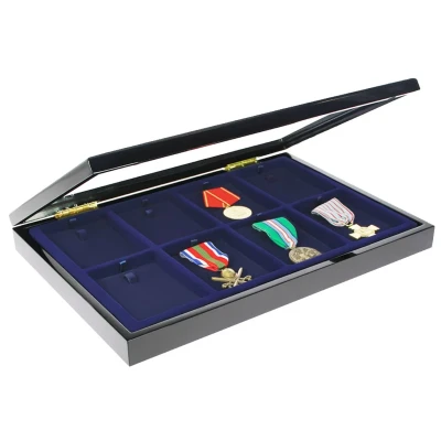 Afbeelding van Safe Safe, Presentatie Display voor Medailles (8 st.) Zwarte pianolak met blauw interieur afm: 375x260x38 mm. per st.