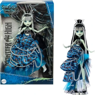 Afbeelding van Monster High HRL66 Stitched pop in Frankie Stein stijl naai thema, sokkel en echtheidscertificaat inbegrepen, om te verzamelen, kinderspeelgoed, vanaf 3 jaar,
