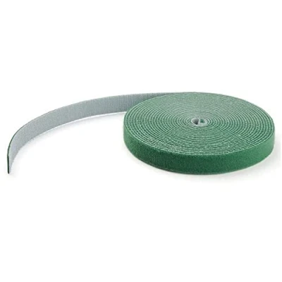 Image de StarTech.com Rouleau de ruban à bouclettes auto grippantes 76 m vert Gestion des cables Reutilisable (HKLP25GN) Fermeture adhésive 7.62 pour P/N: CABSHF2POST2 HKLP25 HKLP25BL HKLP25RD HKLP25YW