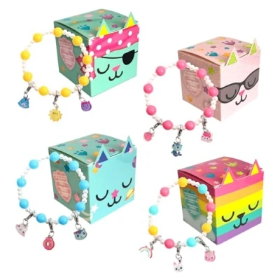 Image de Gabby&#039;s Dollhouse Surprise Boîtes 5 x 6,7 cm avec un bracelet et 3 breloques