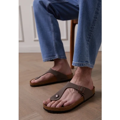 Afbeelding van Birkenstock Gizeh Teensandalen, Maat: 39, Mocca Hoogwaardig imitatieleer