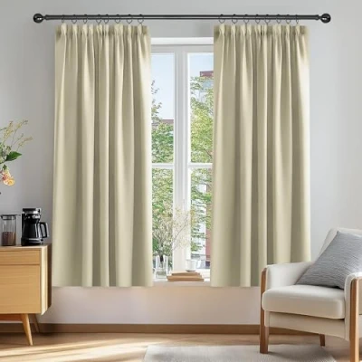 Afbeelding van Deconovo Set van 2 gordijnen, 50% verduisterend, thermisch, isolerend, woonkamer, plooiband, keuken, slaapkamer, meisjes, donkerbeige, 132 x 138 cm