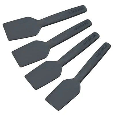 Afbeelding van Fackelmann Statement 4 stuks raclettespatel schraper met ergonomische handgreep en duiminkeping raclette schuiver in praktische delige set ca. 15,5 x 1 cm, grijs