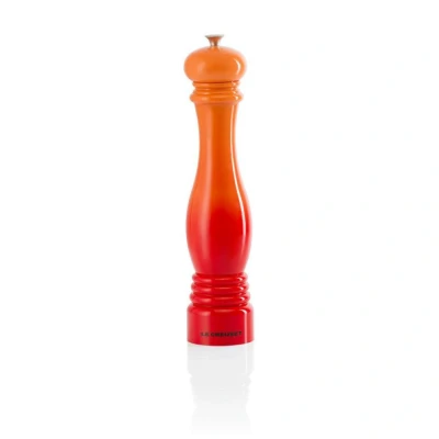 Afbeelding van Le Creuset Zoutmolen In Oranjerood 30cm 100gr