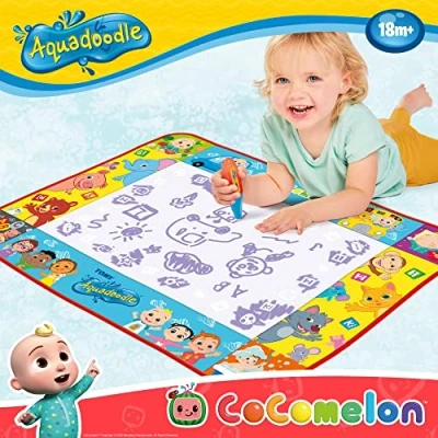 Afbeelding van Aquadoodle Cocomelon Officiële Tomy No Mess doodle mat kleur en tekenspel, geschikt voor jongens meisjes vanaf 18 maanden, meerkleurig (E73454)