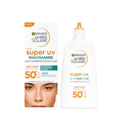 Image de Garnier Fluide de protection Solaire UV pour les peaux sujettes aux impuretés, très haute SPF 50+, finition invisible, Ambre Super Niacinamide Daily Fluid, 1 x 40 ml
