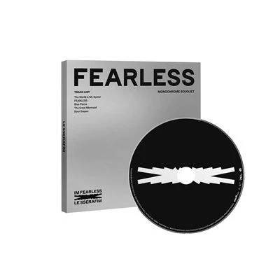 Image de 1st Mini Album &#039;Fearless&#039; (Monochrome Bouquet Version) Coffret