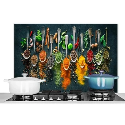 Afbeelding van KitchenYeah© Anti spatbord voor keuken, 90 x 60 cm, aluminium, decoratie, deksel, spatbescherming, kruiden, specerijen, lepels