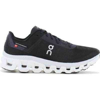 Afbeelding van ON Running Cloudflow 4 Dames Sneakers Cloud Schoenen Black White 3WD30110299 Maat EU 37 US 6