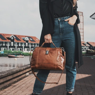 Afbeelding van The Chesterfield Brand Leren Dokterstas Cognac Shaun