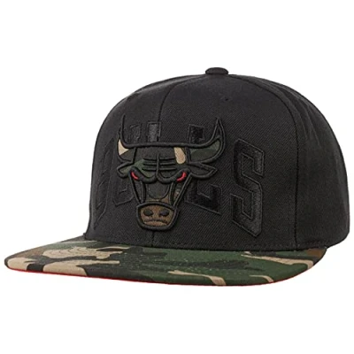 Afbeelding van Mitchell &amp; Ness INTL403 Milwaukee Bucks Cap Zwart Camo, zwart.