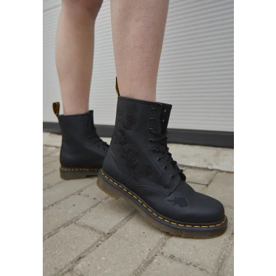 Afbeelding van Dr. Martens 1460 Vonda MONO Veterboots, Dames, Maat: 37, Black Leer