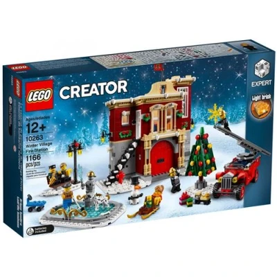 Image de LEGO® Creator Expert 10263 La caserne des pompiers du village d&#039;hiver