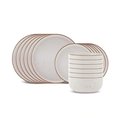 Afbeelding van Karaca Chicago Dot 18 delig tafelservies van aardewerk voor 6 personen, platte borden, dessertborden, kom, beige