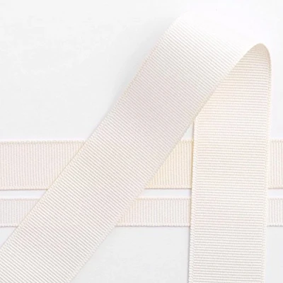 Afbeelding van Italian Options Grosgrain lint, crèmekleurig, 16 mm x 10 m