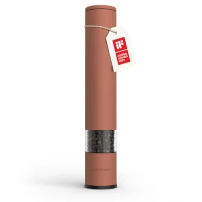 Afbeelding van LARS NYSØM &#039;Lagom&#039; Peper en zoutmolen XL 1 stuk (28,8cm) Verstelbae maalgraad Roestvrijstaal Brick Red