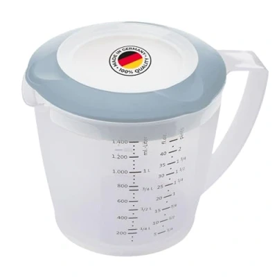 Afbeelding van Westmark Helena 3105227B maatbeker van kunststof met deksel en schenktuit, 1,4 liter, transparant/blauw